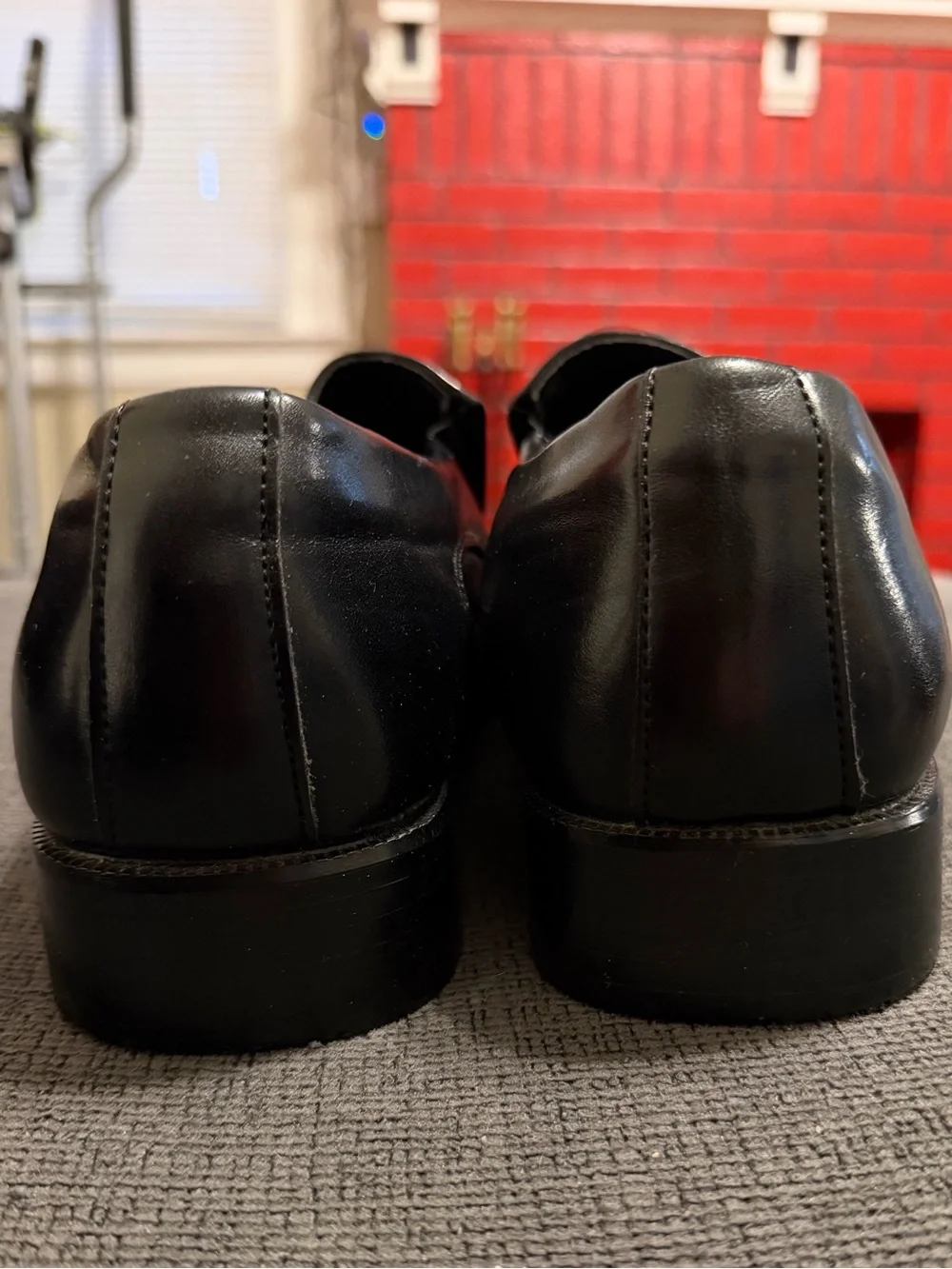 Men's Black Leather Slip-On Dress Loafers
